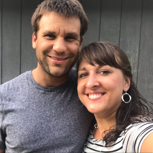 Meet your Posher, Christine - Picture 1 of 1